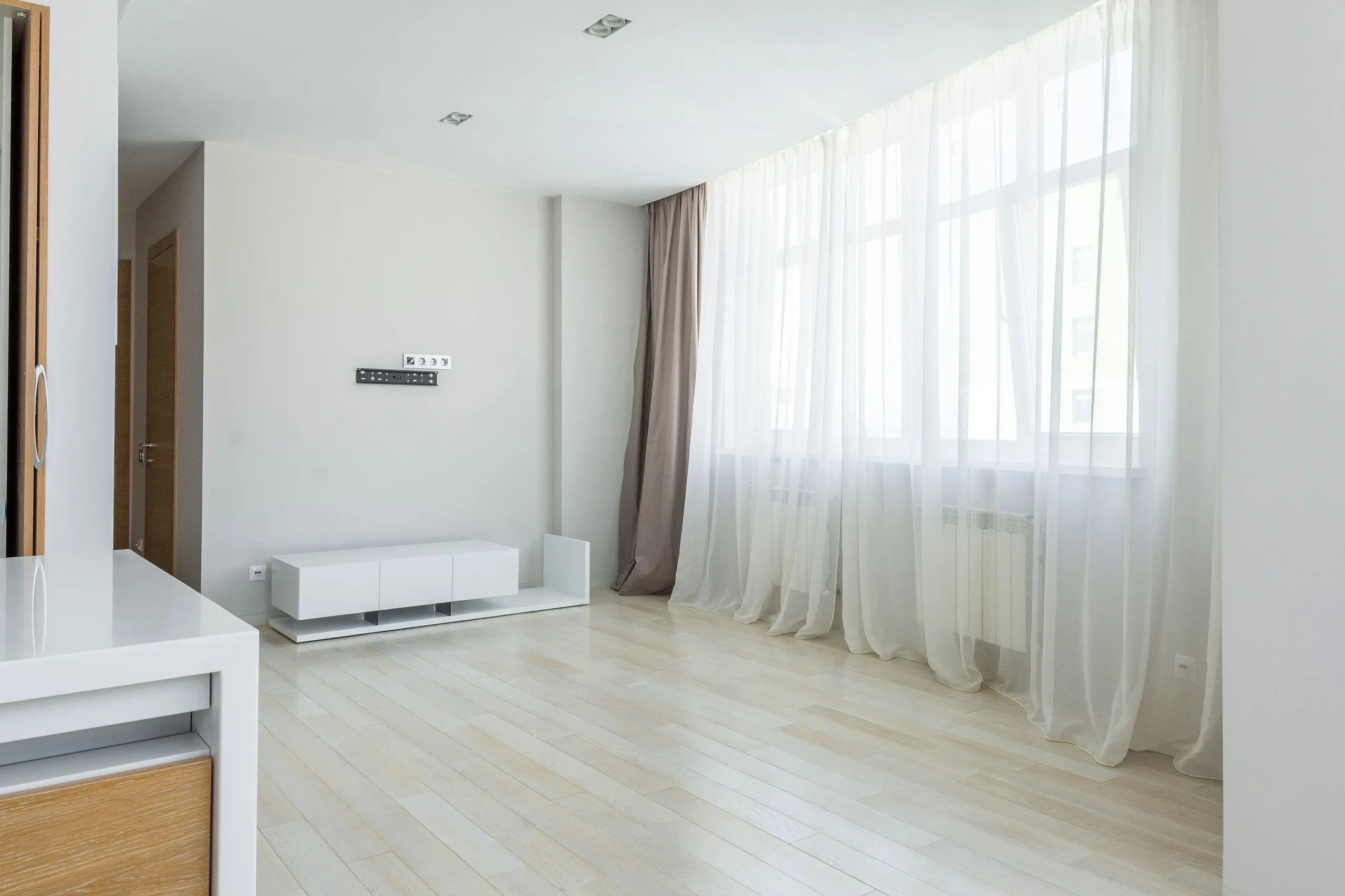 automatic-smart-curtain-motor-and-track-bundle-regi